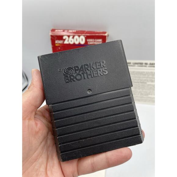 Q Bert Atari 2600 Complete Set In Original Red Label Box W/ Manual - Picture 6 of 10